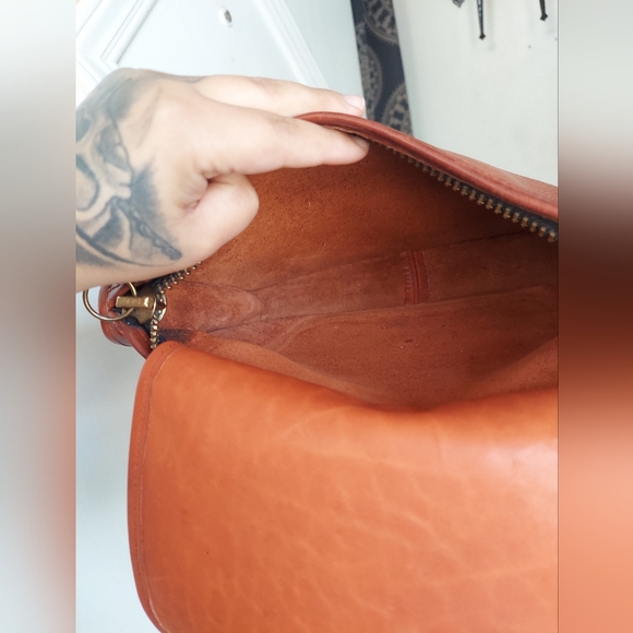 Vintage Coach Rust Zippered Clutch🧡🧡 HTF - Picture 14 of 16